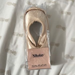 Nikolay Grishko pointeshoes Neopointe 6 xxxx reinforced shank